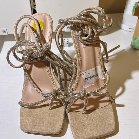 Steve Madden Beige Strappy Heels - Picture 1 of 3